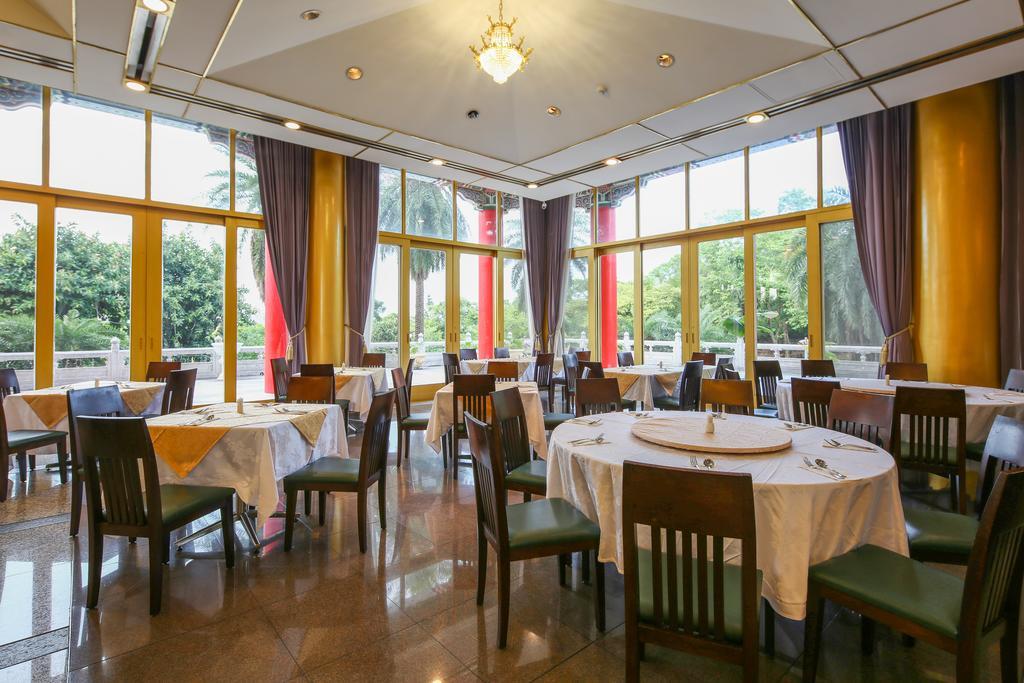 The Grand Hotel גאושיונג מראה חיצוני תמונה