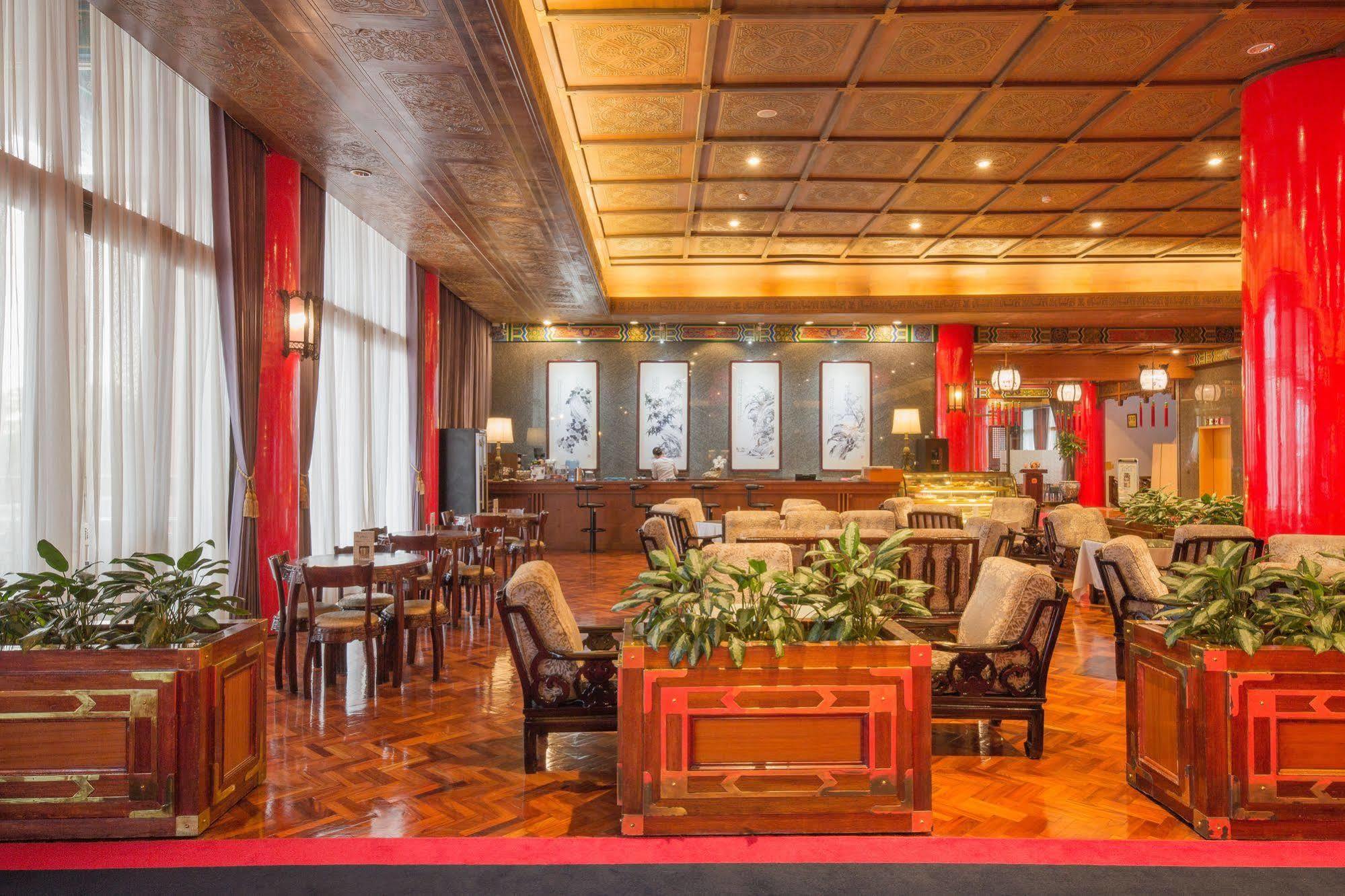 The Grand Hotel גאושיונג מראה חיצוני תמונה