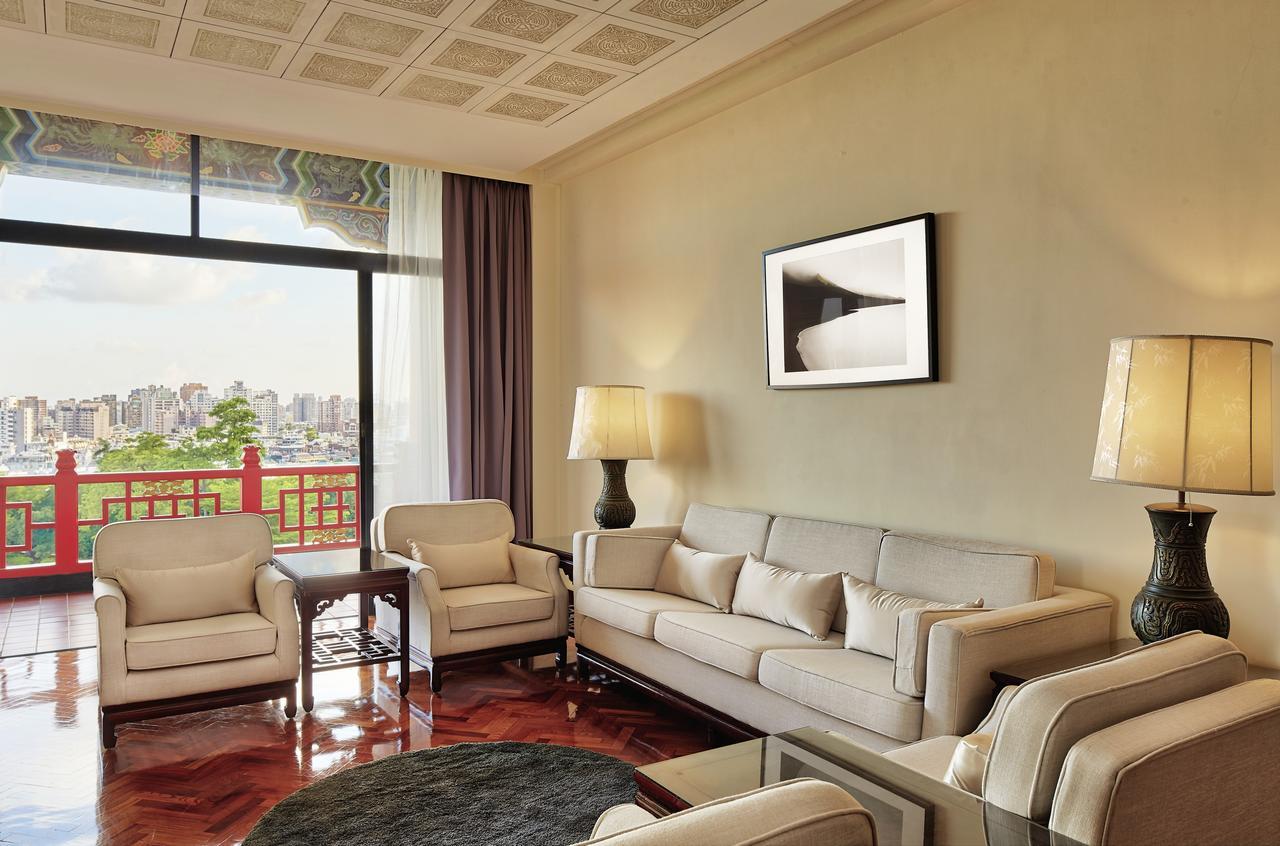 The Grand Hotel גאושיונג מראה חיצוני תמונה